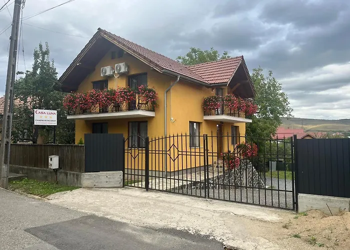 Casa Luna